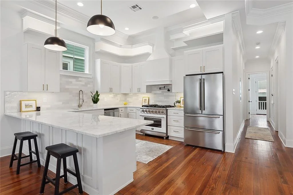 Fall in love with the heart of your home! 

Check out Asper Construction's Laurel St kitchen &ndash; an open floor concept where impeccable design and expert construction meet to create a space that's as beautiful as it is functional. 

Let's build t