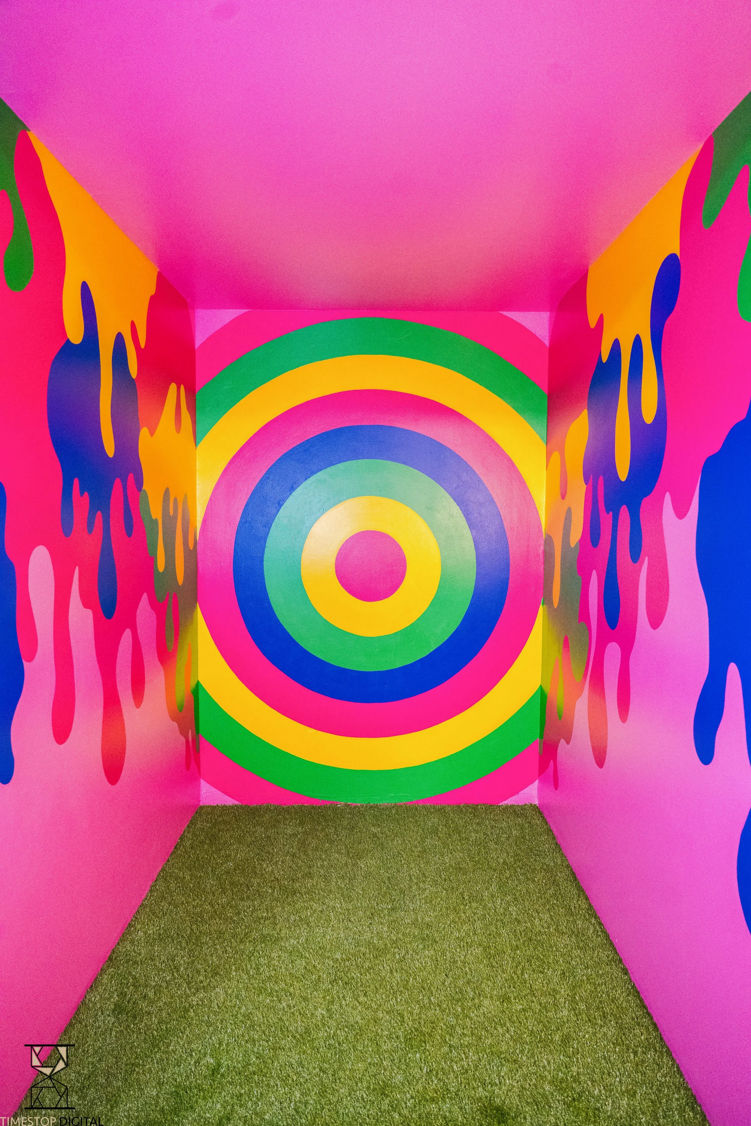 Splash room_edited.jpg