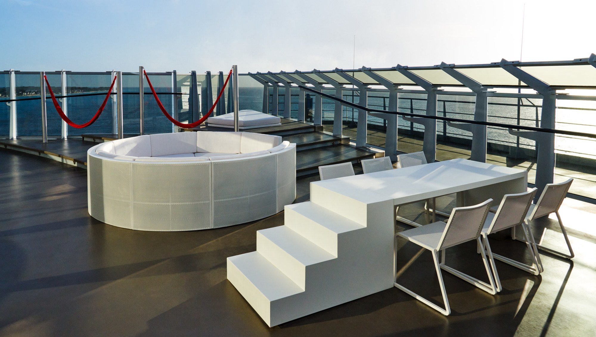 IMG-STE-massive-suite-exterior-terrace-v1-01-0326-3000x1700.jpg