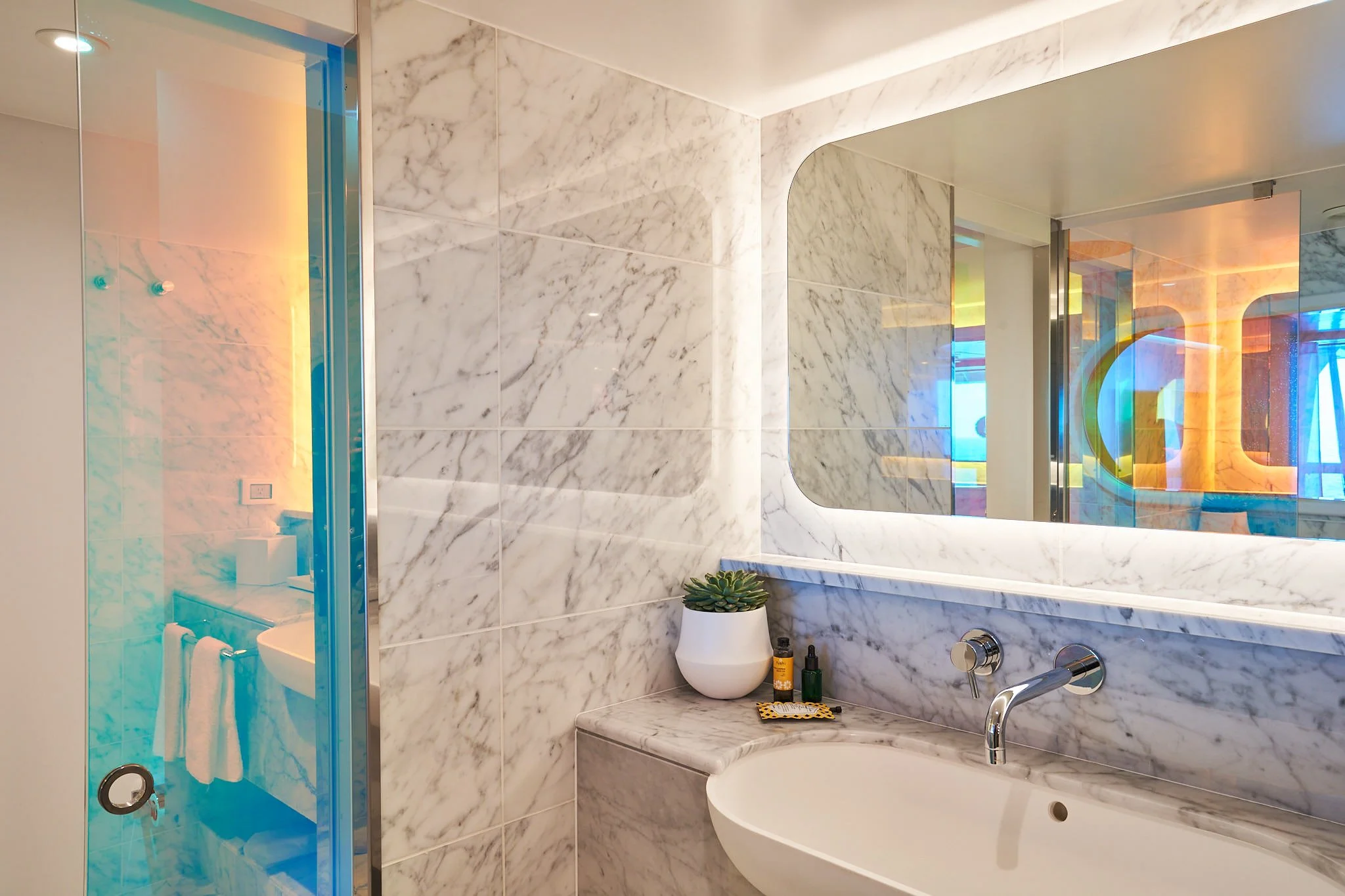 IMG-STE-suite-bathroom-v1-71077.jpg
