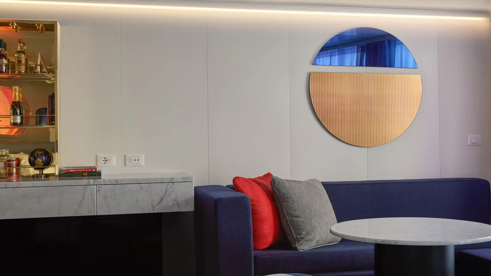 IMG-STE-gorgeous-suite-interior-v1-01-S25-048-1600x900.jpg