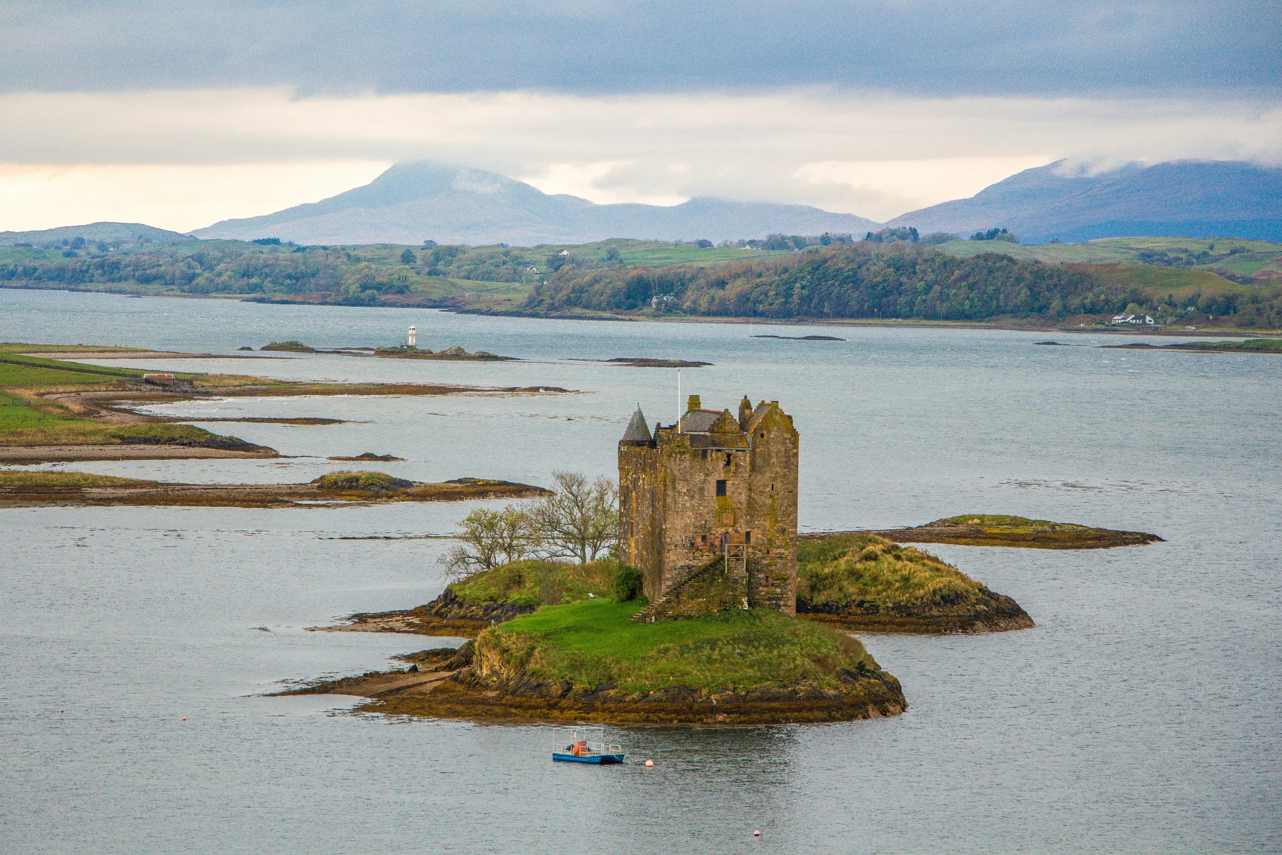 loch 1.jpg