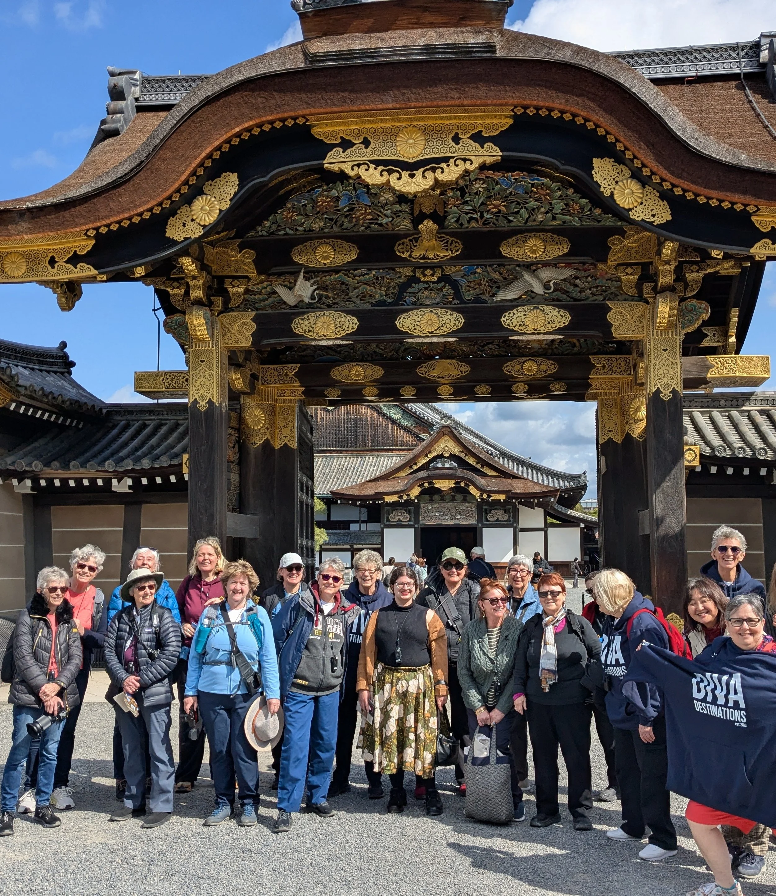 Lesbian group vacation Japan