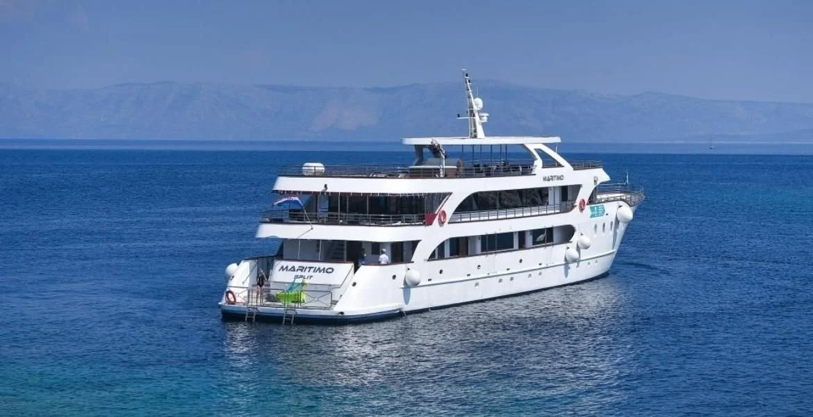 Lesbian Cruise Vacation
