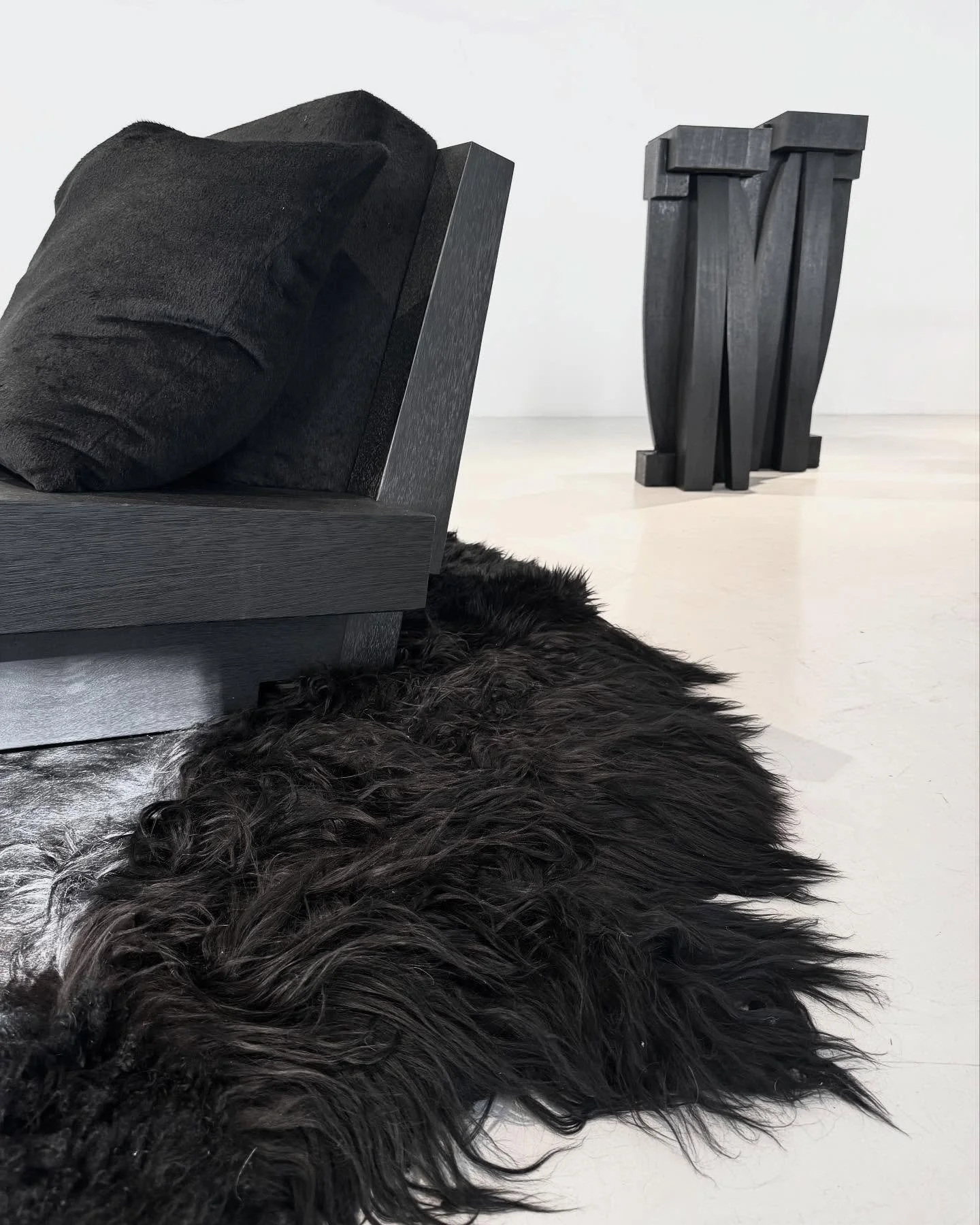 mdw25 highlights

2&amp;3 - met mother @brendahashtag
4 - yohji yamamoto at @10corsocomo
5&amp;6 - romantic brutalism, polish craft and design
7 - TYPE-XIII by @atelier_oi for Issey Miyake
8 - Charlotte Perriand curated by @anthonyvaccarello
9&amp;10