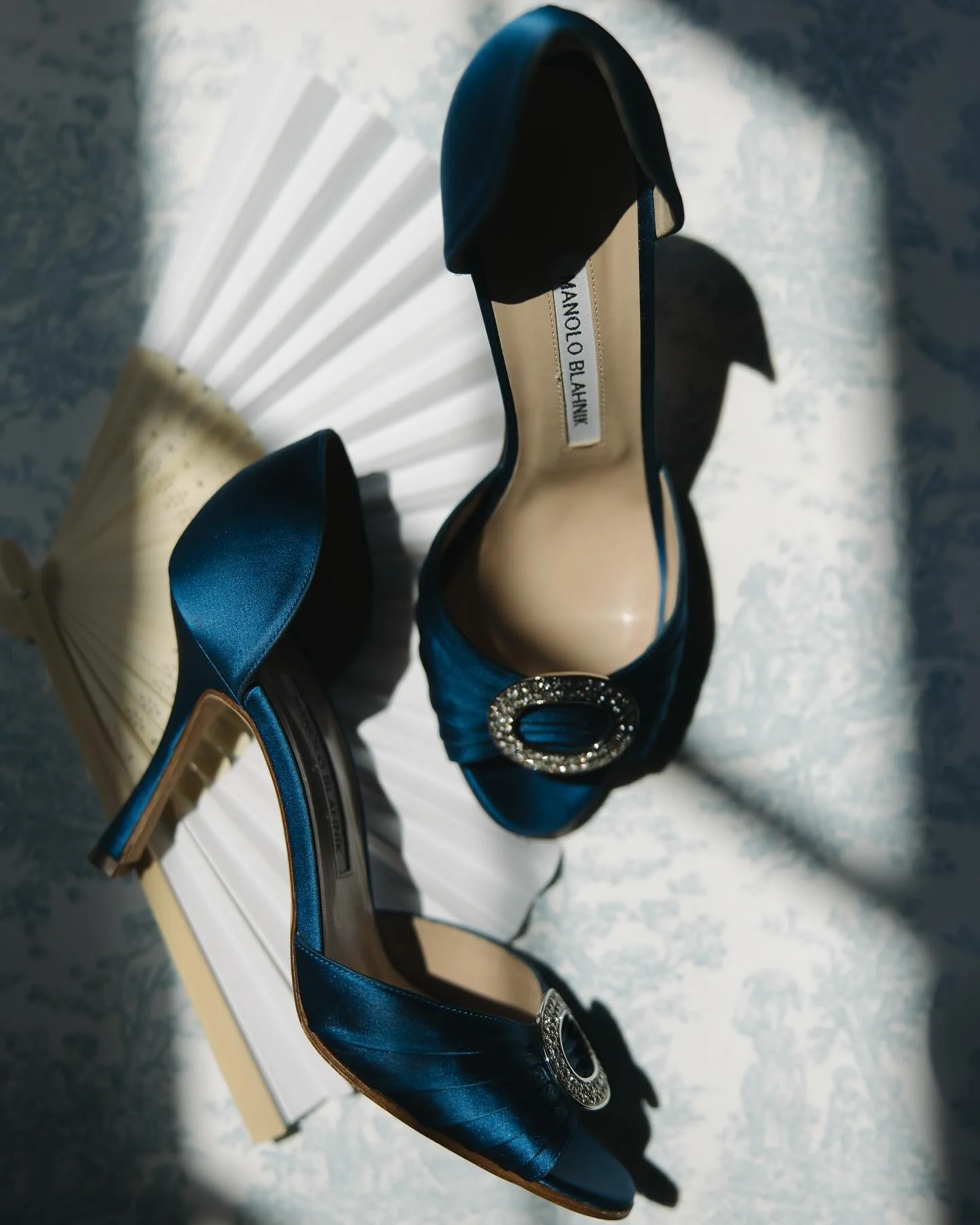 Some sunny little details for @juliaswadlow 💙