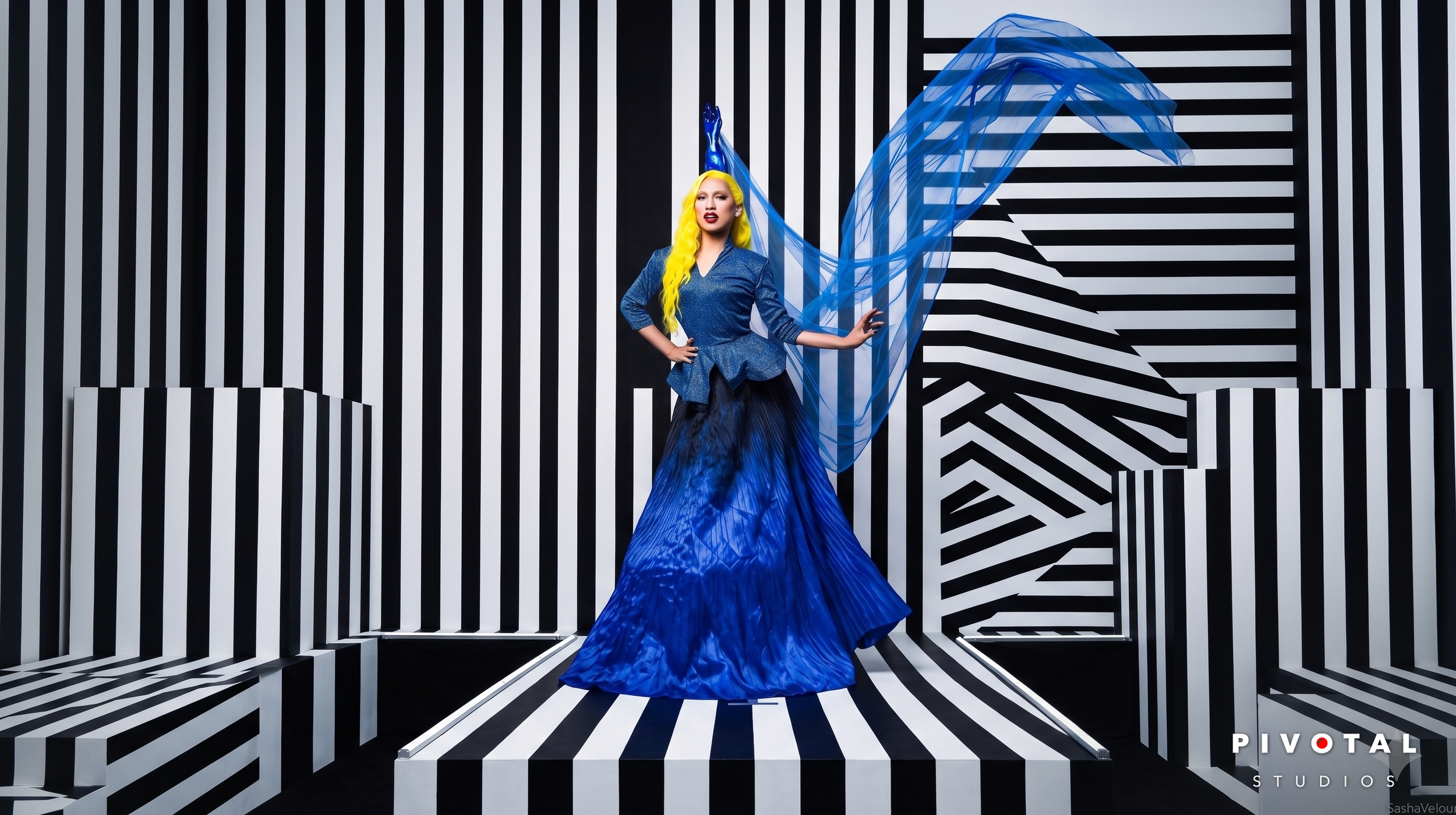 Gaga_Blue.png