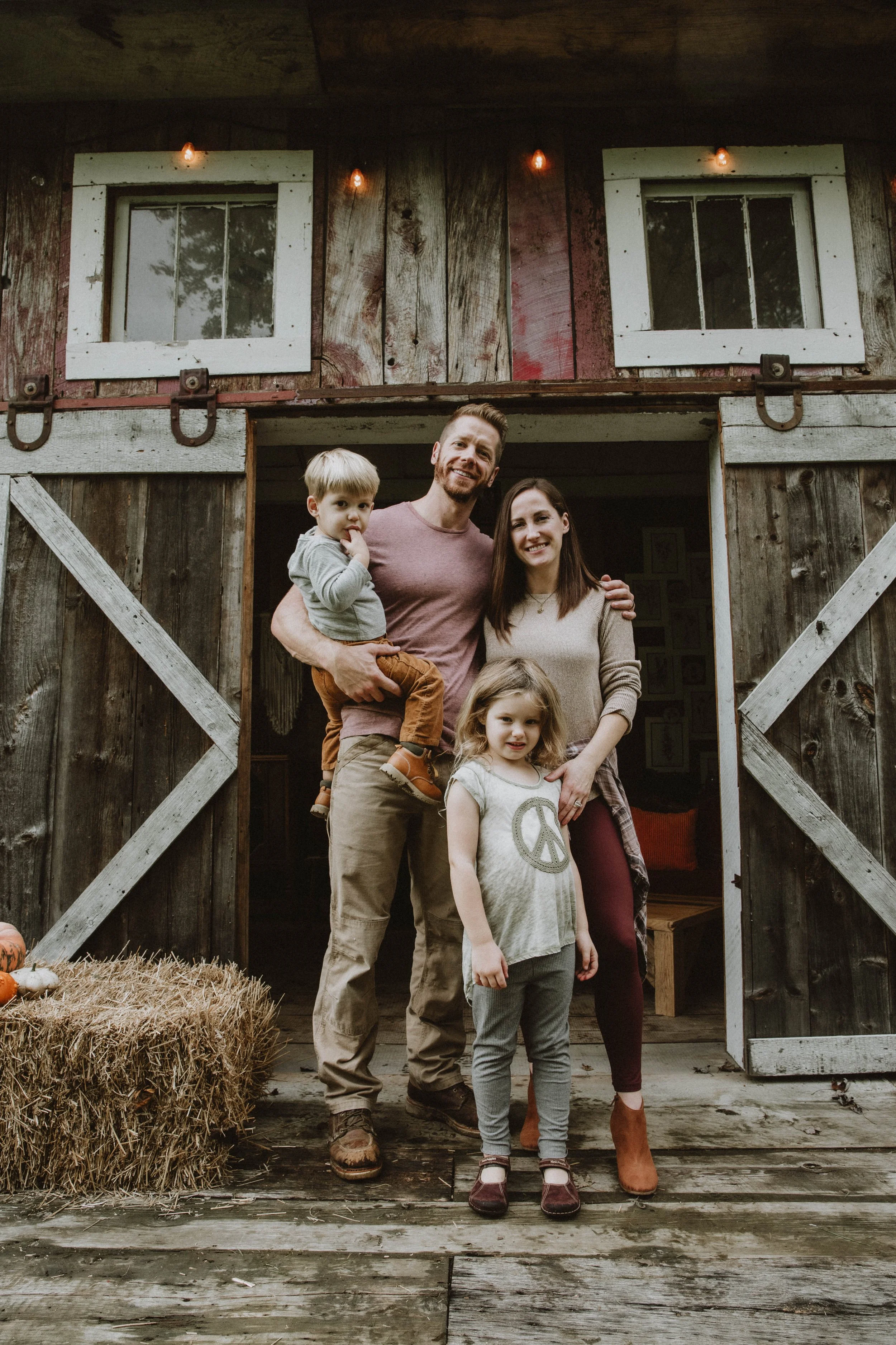 The Arnold Family- (1).JPG