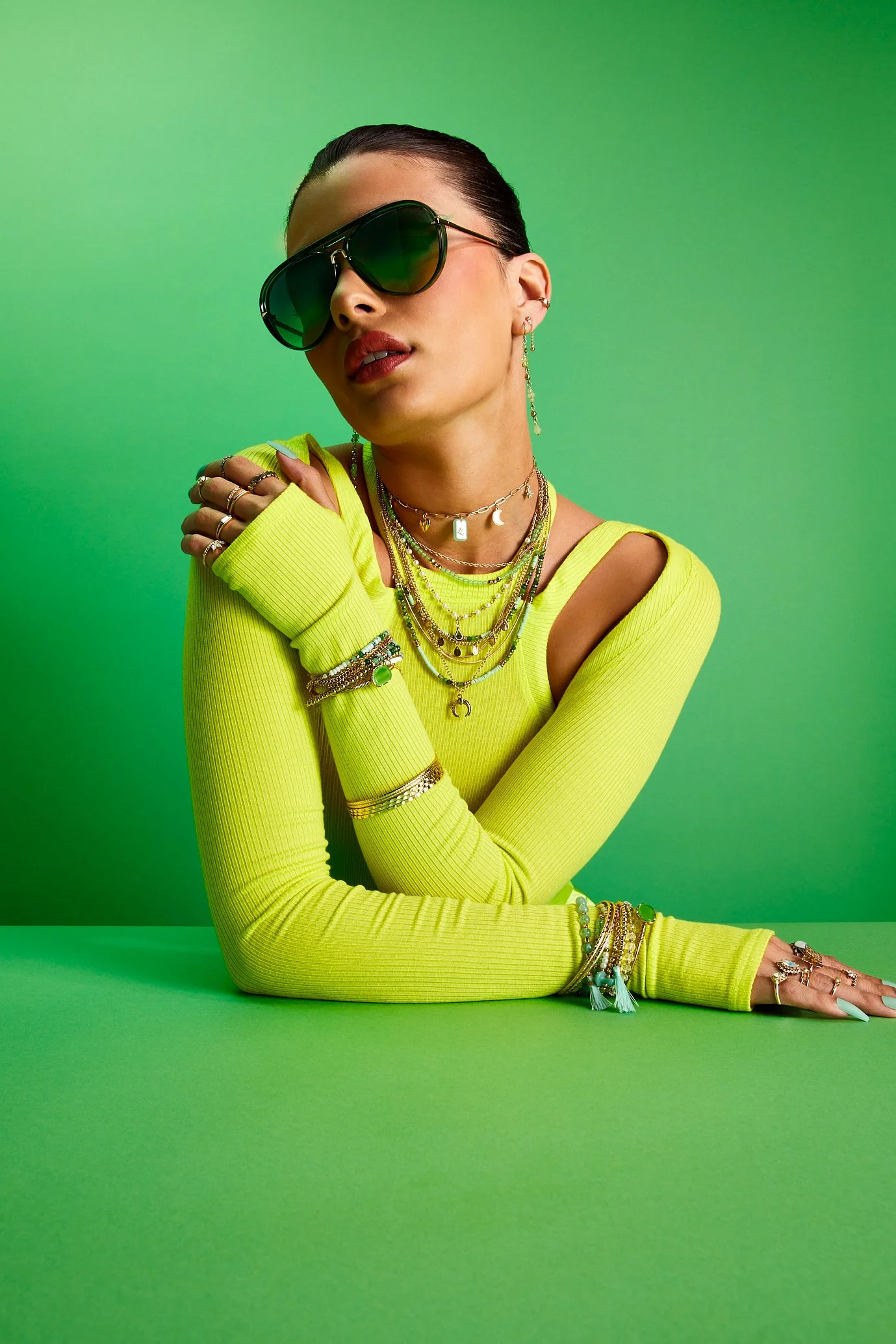 2023_IC_Summer_Parts_Bay-8_Shot 4 Green Room_044.jpg