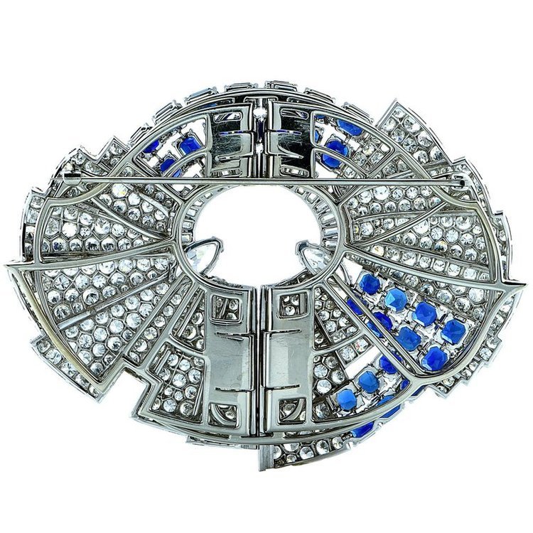 The reverse of an Art Deco brooch