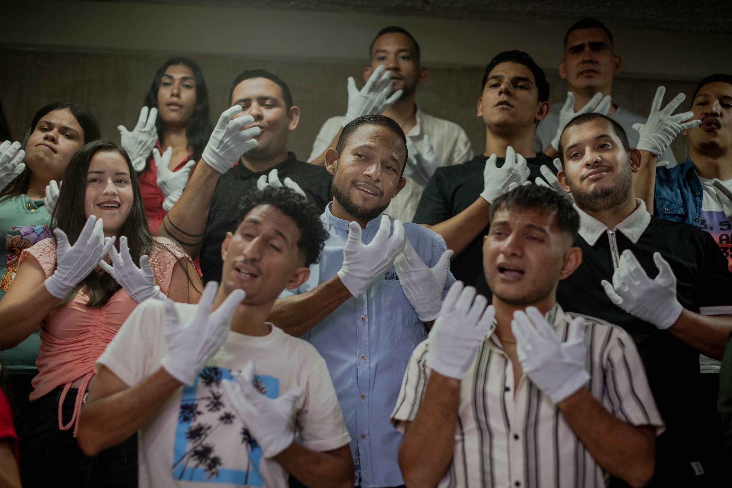 Los miembros del Coro de Manos Blancas ensayan para Fidelio, Barquisimeto, Venezuela, febrero 2024. 