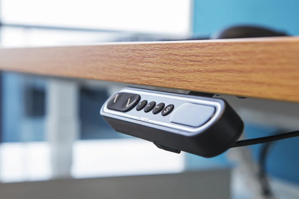 Electronic sit-stand desk control