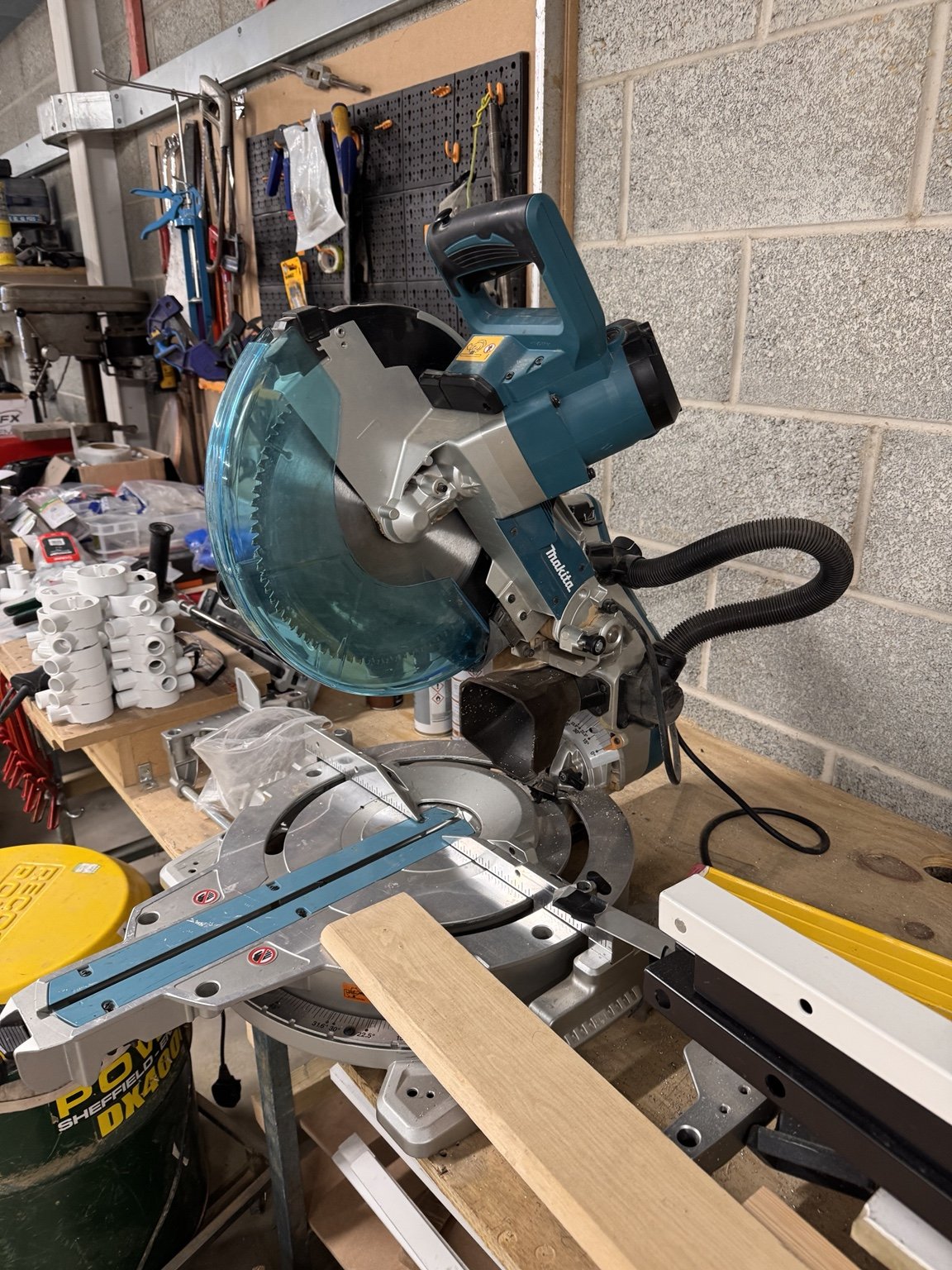Sold Makita sliding compound mitre saw
