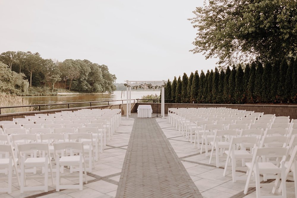 Waterfront destination wedding ceremony in New York City