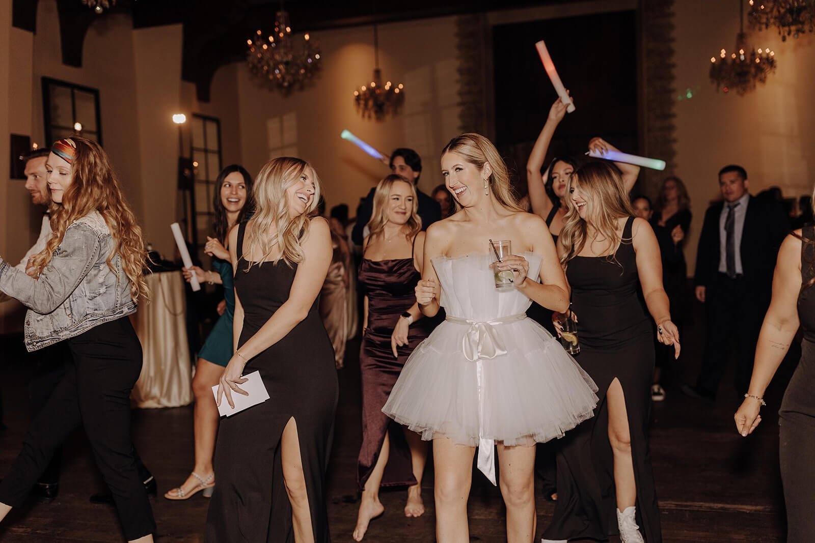 Bride dances with guests at luxury Scottsdale wedding