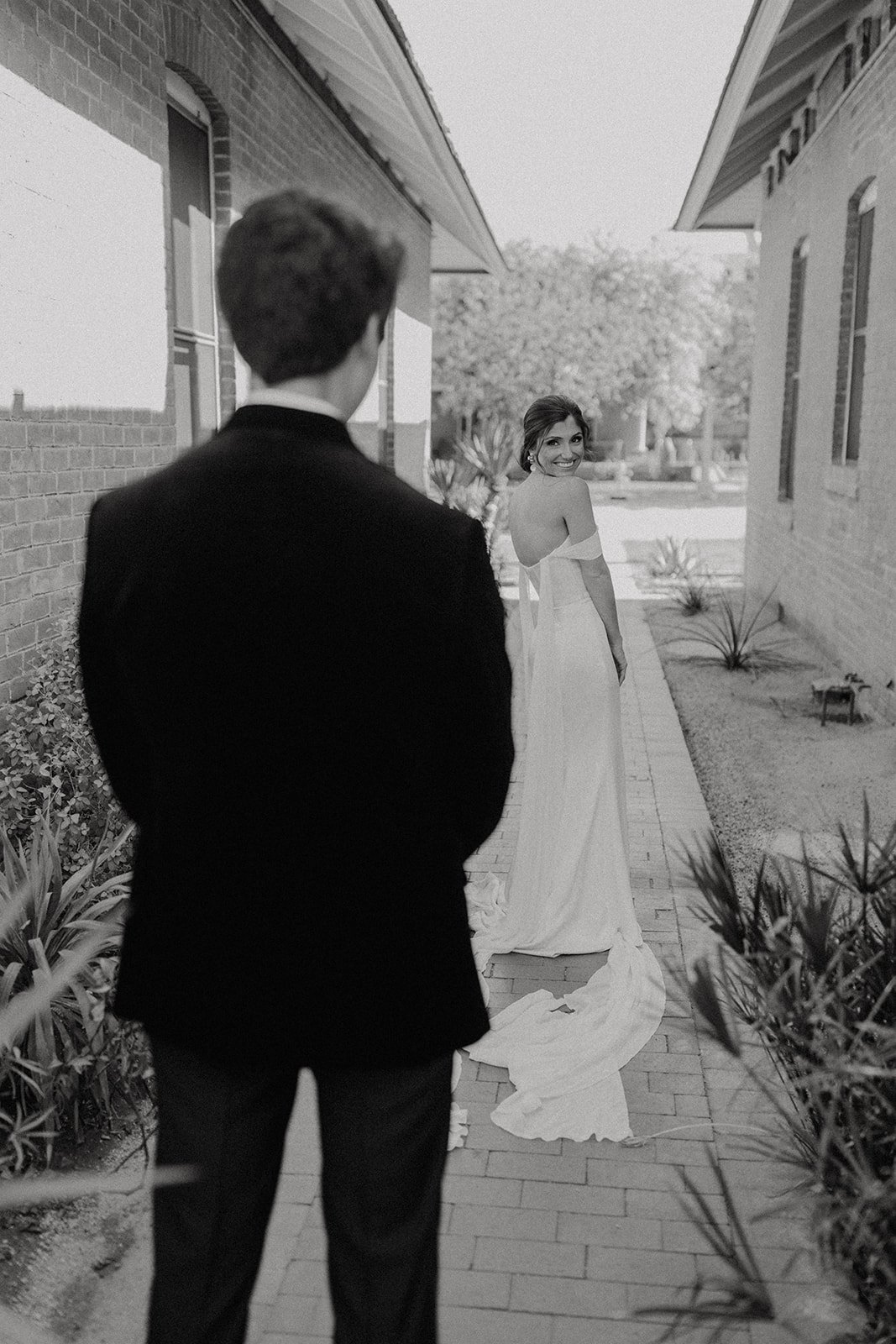 Bride and groom portraits in Arizona