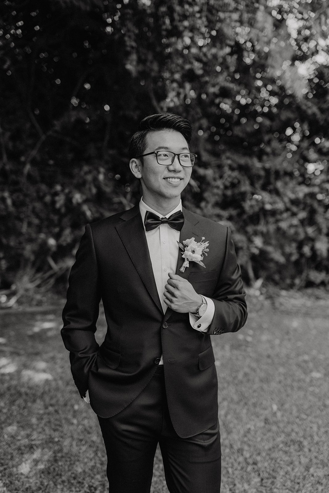 Groom portrait at Southern California wedding