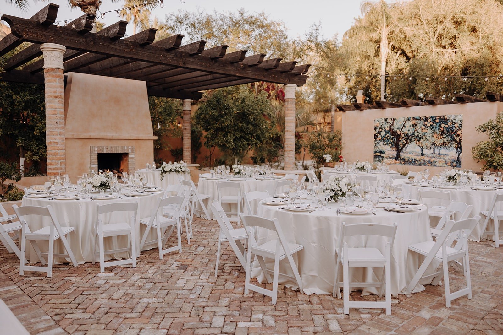 Outdoor wedding reception tables at Royal Palm Resort &amp; Spa wedding in Arizona