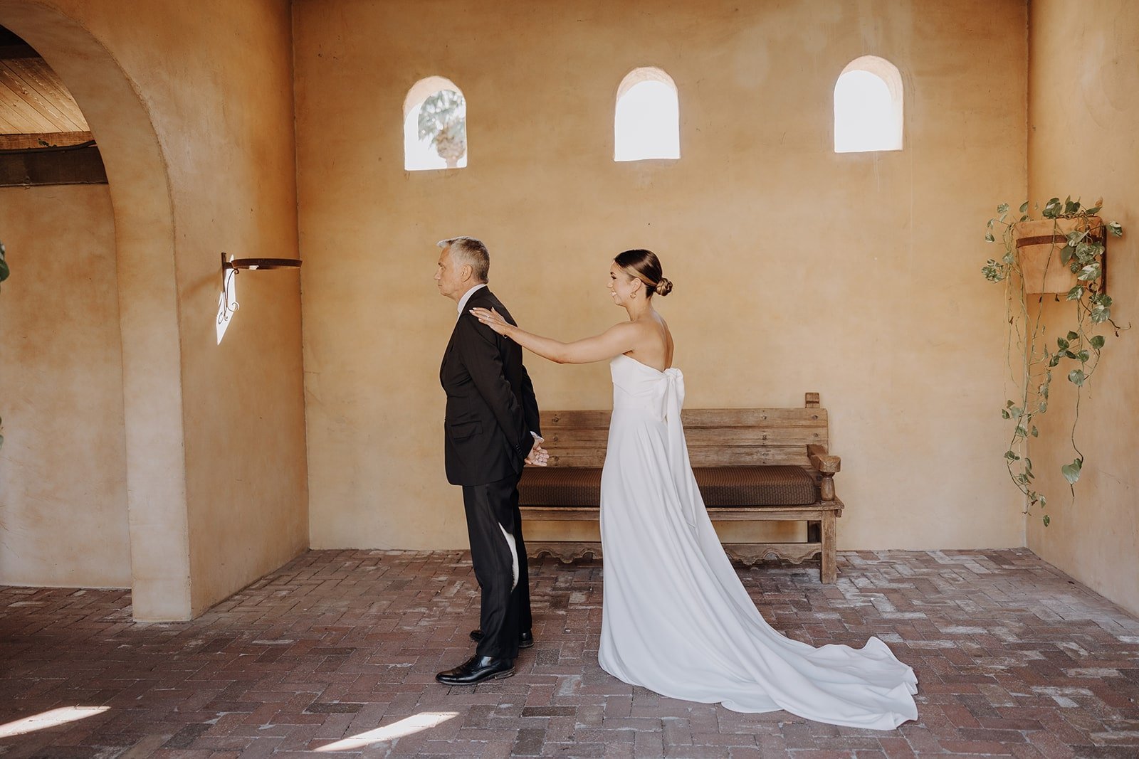 Bride and father first look at Royal Palms Resort &amp; Spa wedding venue in Arizona