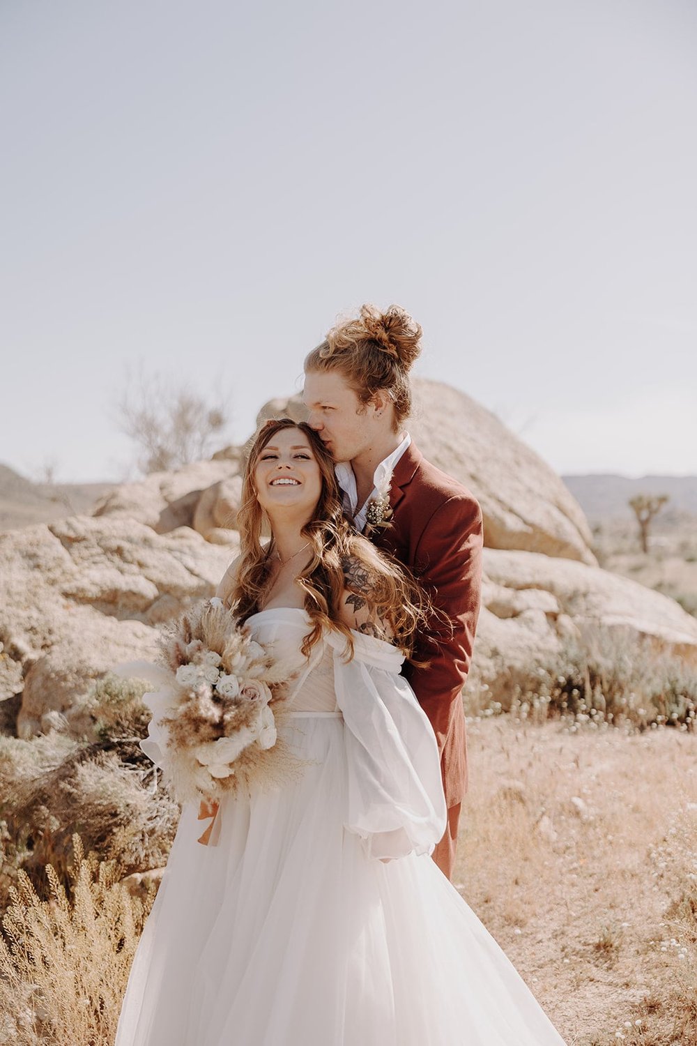 Bride and groom wedding photos in Joshua Tree