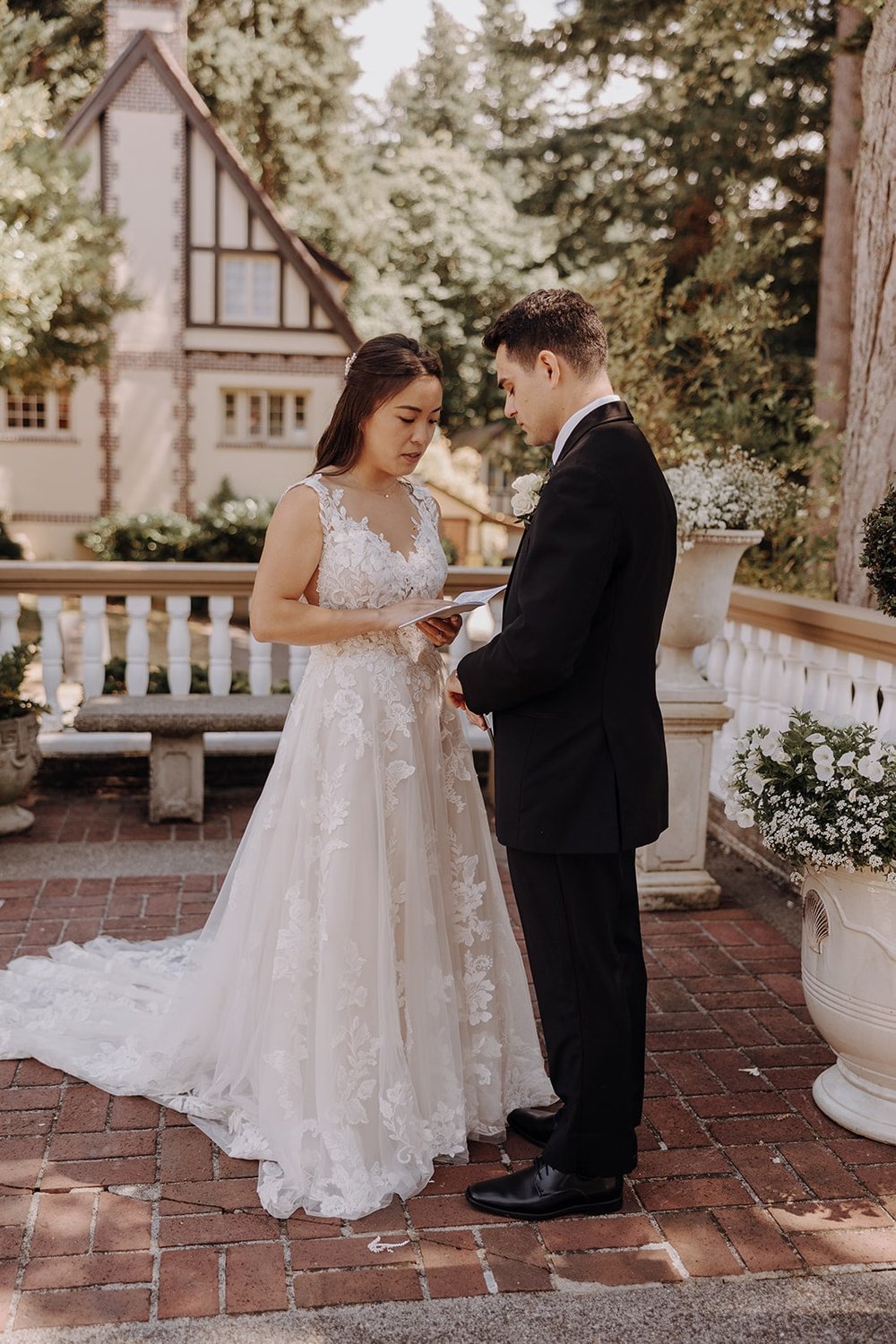 Bride and groom read personal vows at Lairmont Manor wedding in Washington