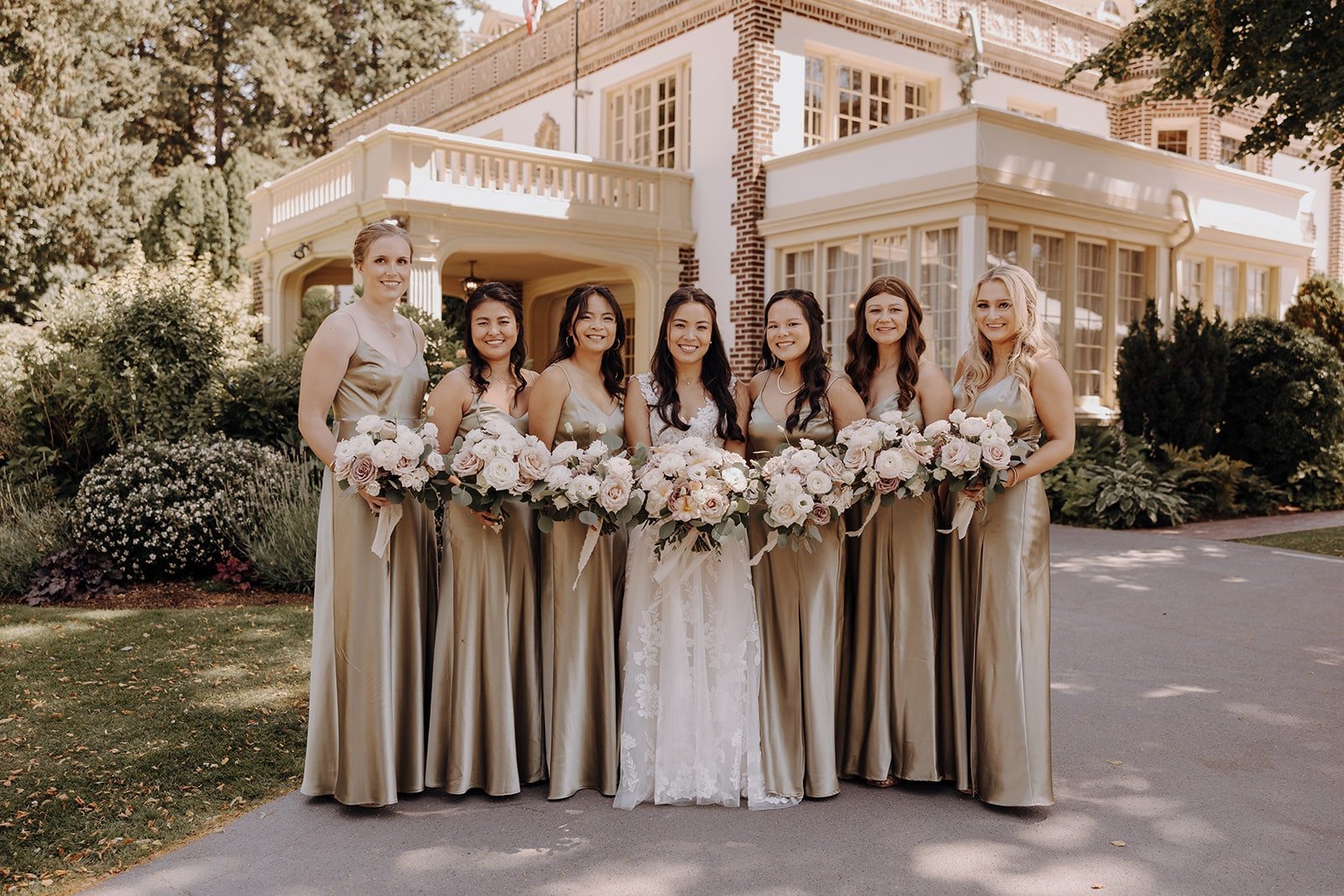 Bridal party photos at Lairmont Manor wedding in Washington