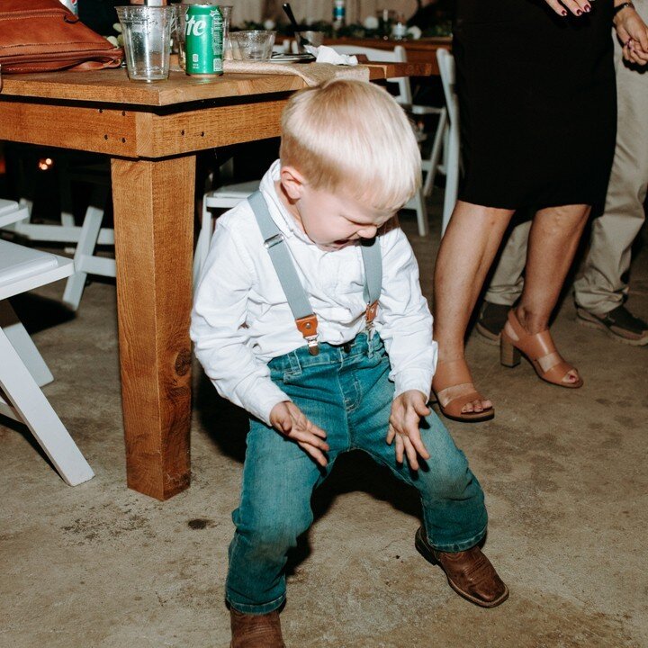 out if the office from May 5th - May 8th aaand this is how I feel about it.. 🕺🏼💃🏽🎉🎉🎉 ​​​​​​​​​

these photos are just too fun not to post. starring Kenzie S.&rsquo; hype ring bearer 😁🤗

🤠 please don&rsquo;t hesitate to send any inquiries ov