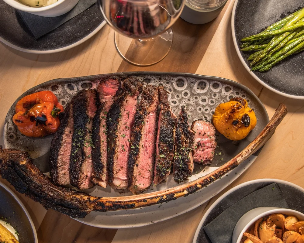 Earl's Landing, Fine Dining and Cocktails in High Point, NC