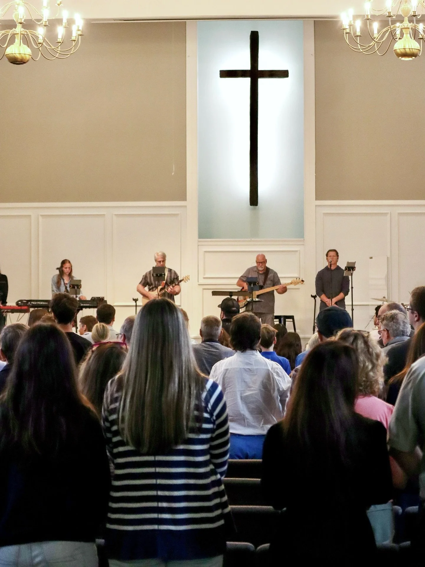 We kicked off September with an AWESOME Sunday! A new, seasons, a new sermon series, and a new look for our stage! 🍁

We cannot wait to do it all again this coming weekend!