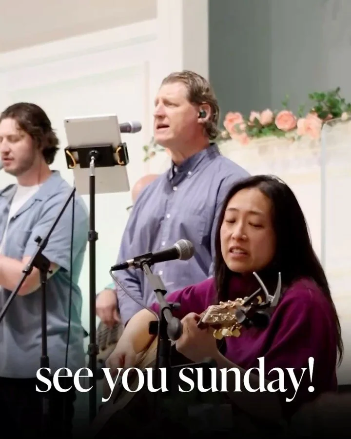 Just a glimpse into Sundays at New Story and boy do we have so much to be thankful for! ☀️ See you there at 8:15, 9:45, or 11:15!

We&rsquo;ll be celebrating our graduating high school seniors at 11:15 and we&rsquo;ll have goodies in the tent after a