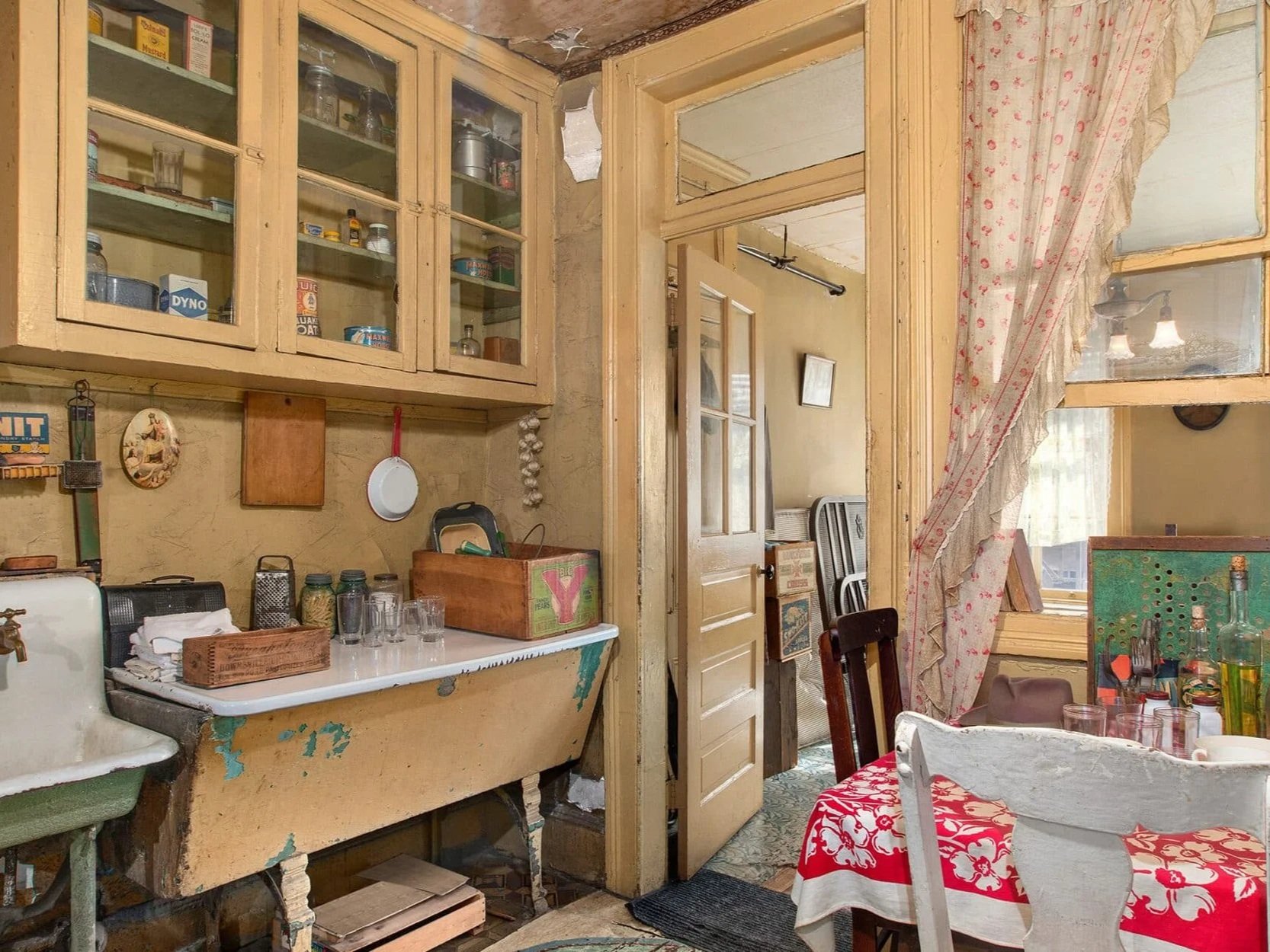 Tenement Museum Talk : What Does It Mean to Be an American?