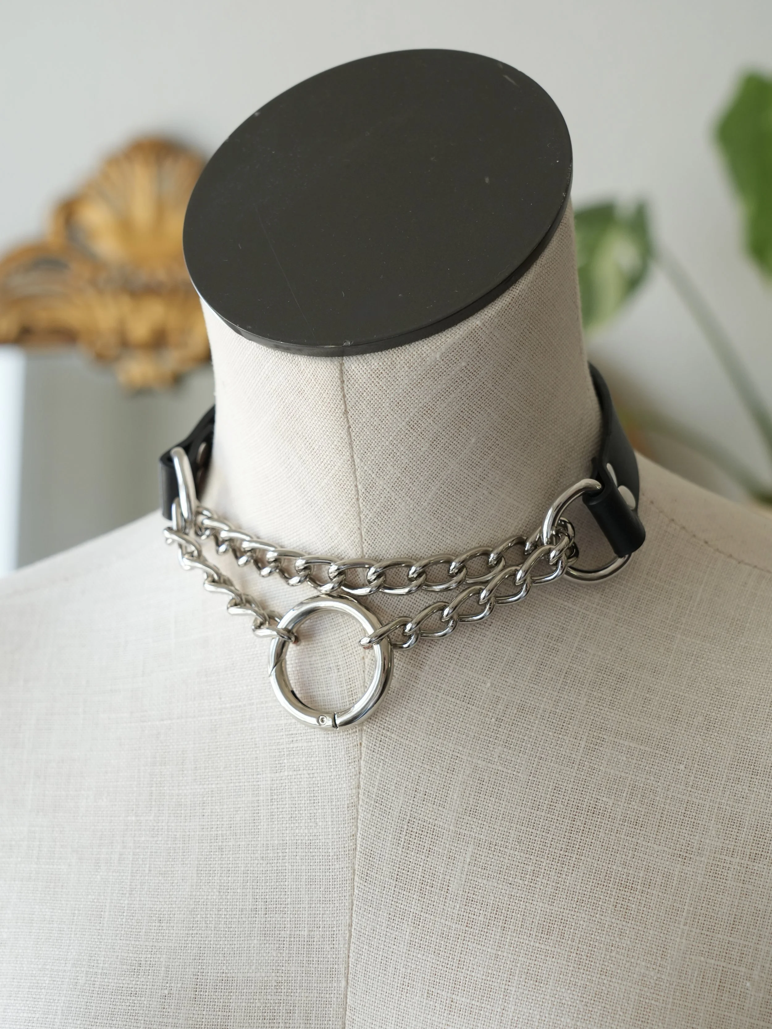 Chain Choker Collar .jpg