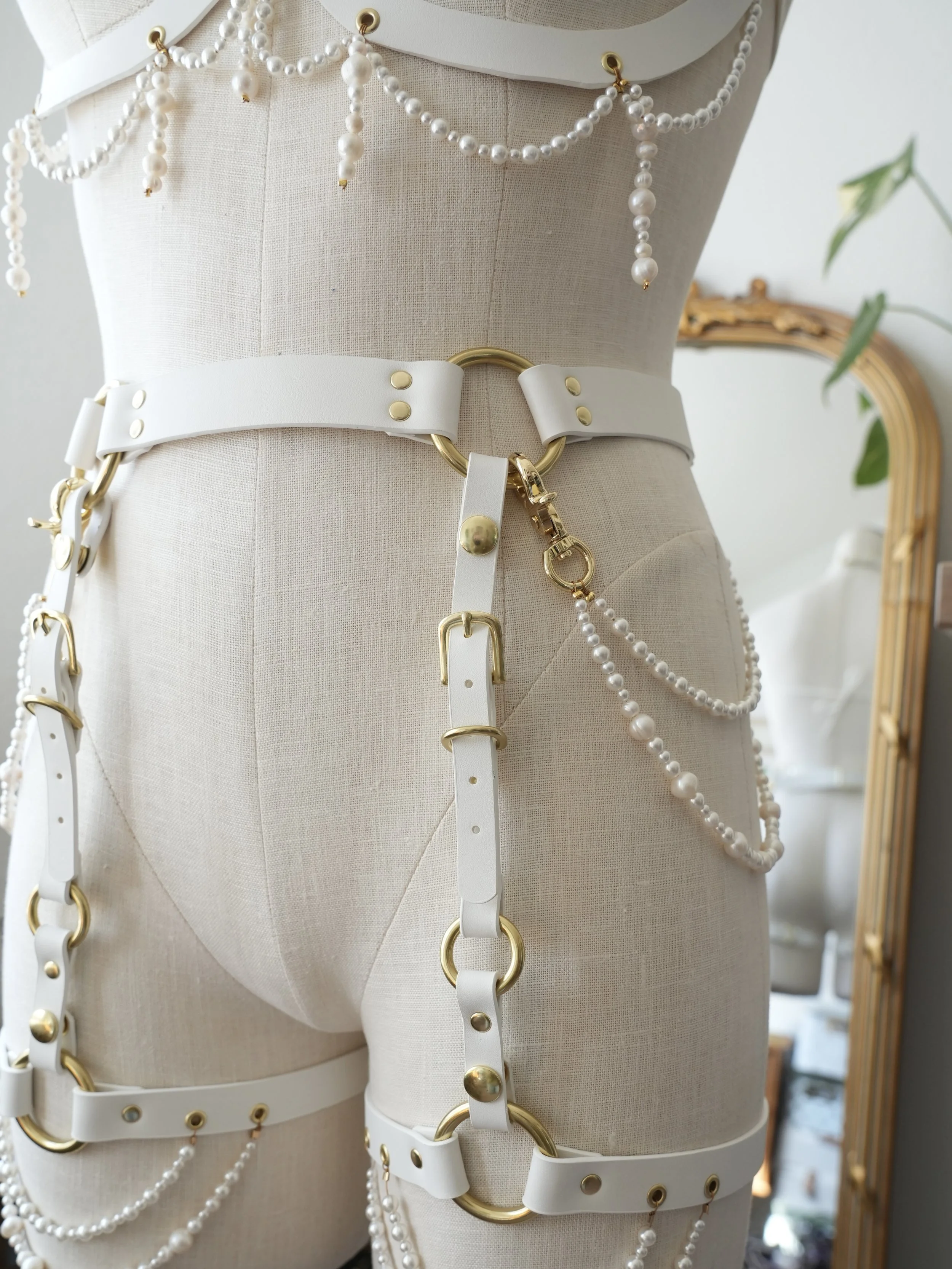 Cactus Cult Boise Idaho Vegan Leather The Pearl Set Harness BDSM Kink 1.jpg