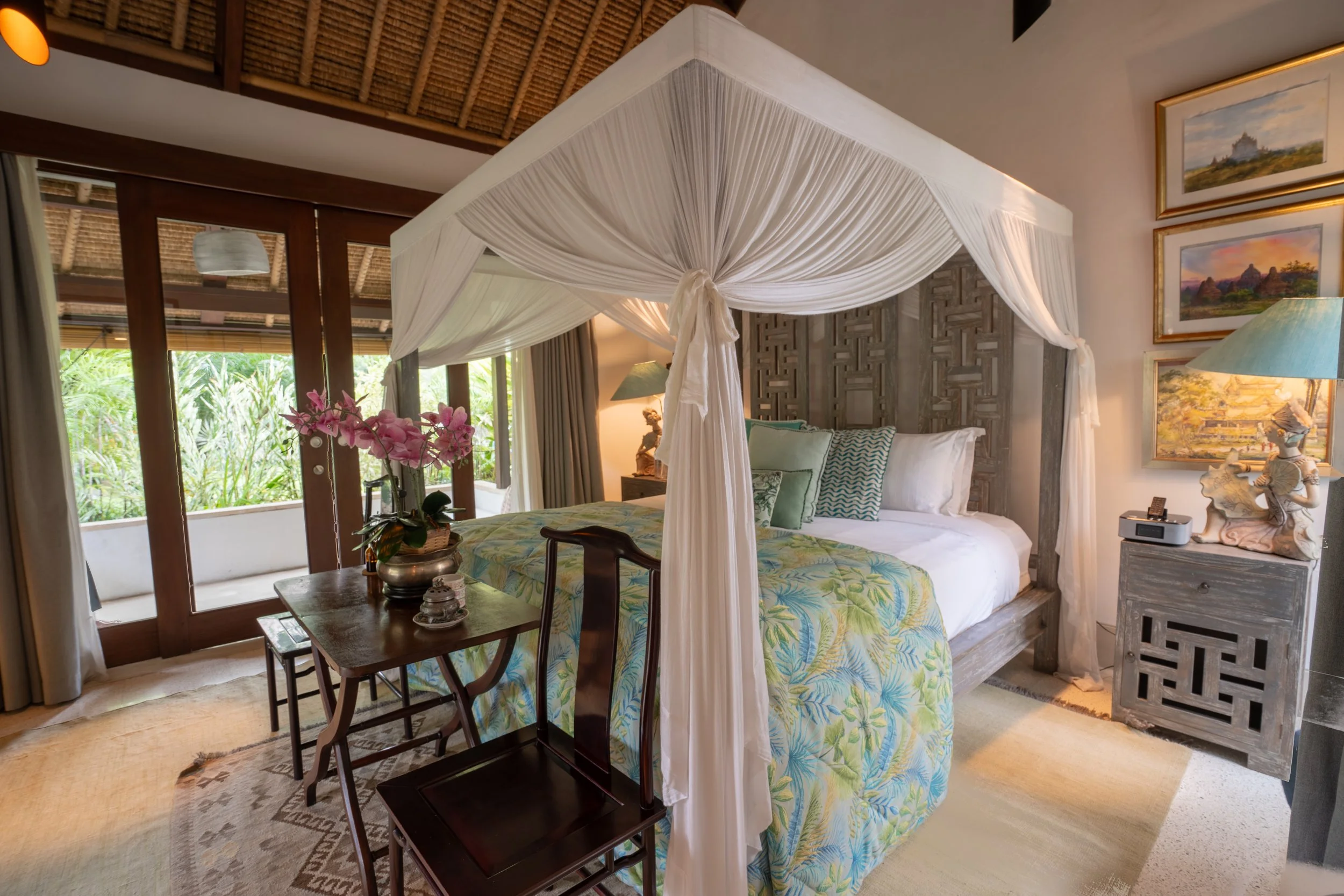 The place room (27).jpg