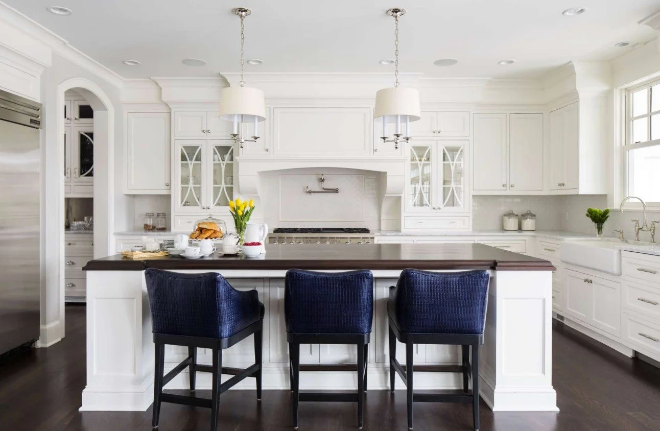 Lakeview Kitchen.jpeg