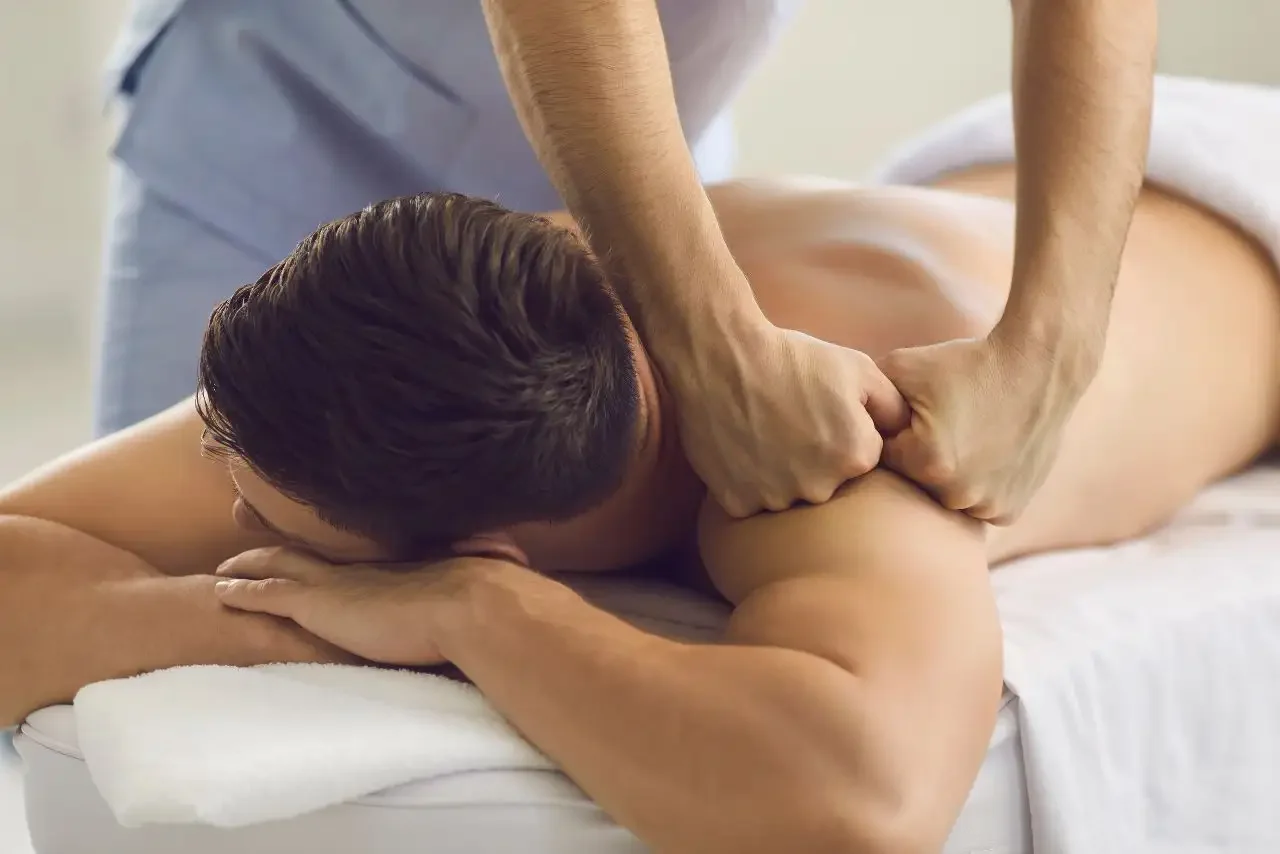Best-Thai-Body-Massage-for-Men-in-Basavanagudi.webp