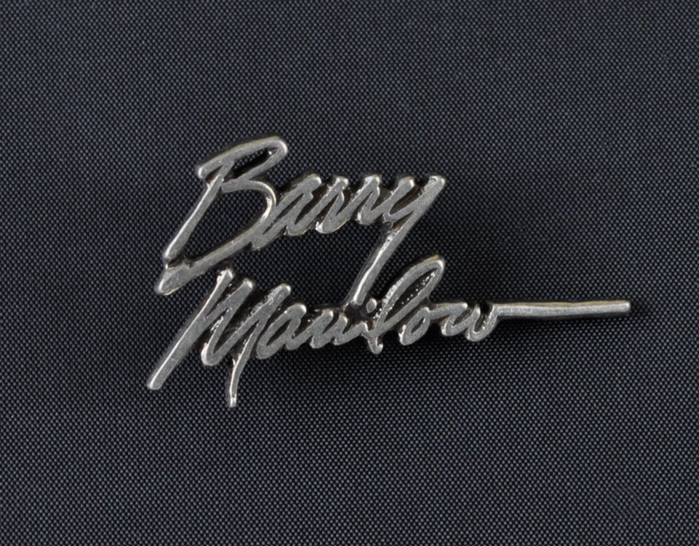 Barry-M-lapel.jpg