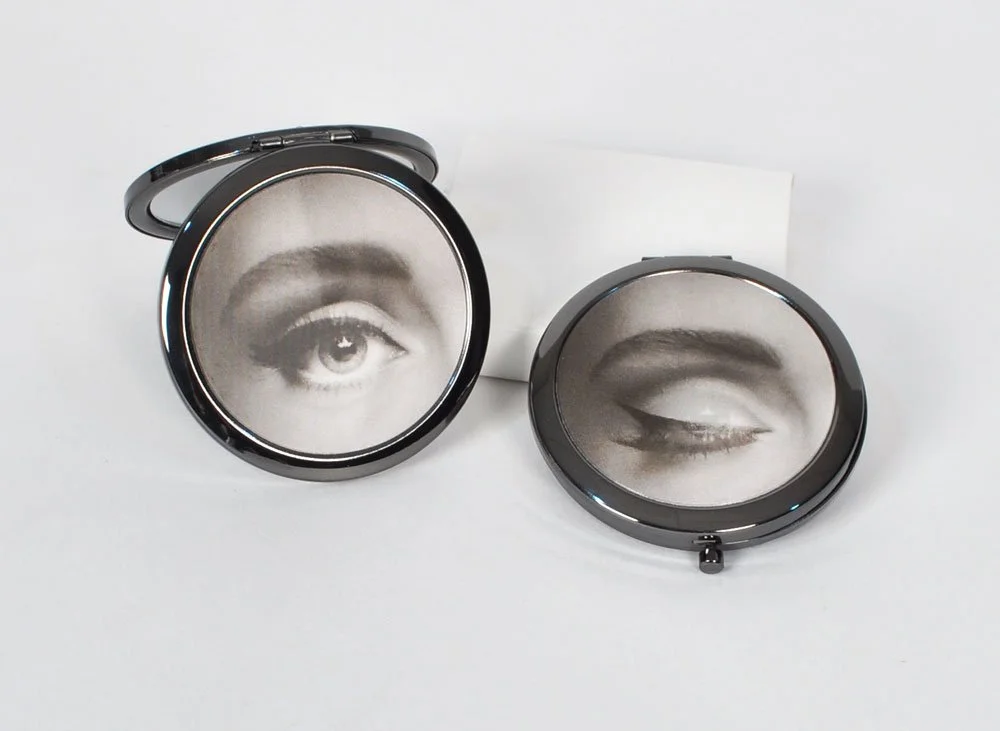 Adele-compact.jpg