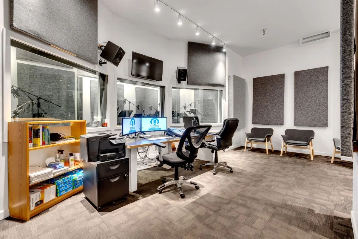 on-the-mic-training-voice-over-school-vancouver.jpg