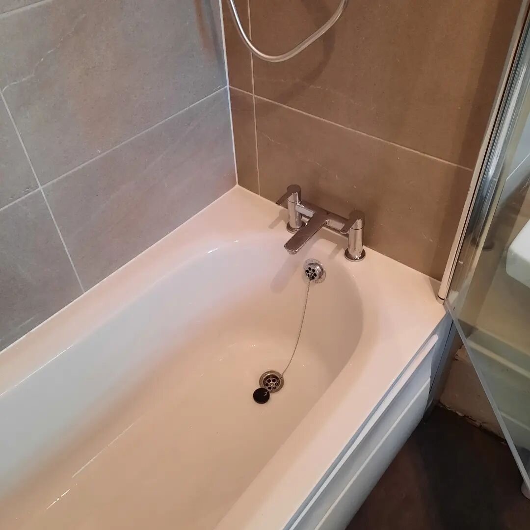 Bathroom renovation in Dublin City Center - check out the before and afters