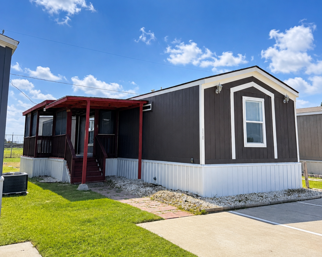 110 Finch Lane