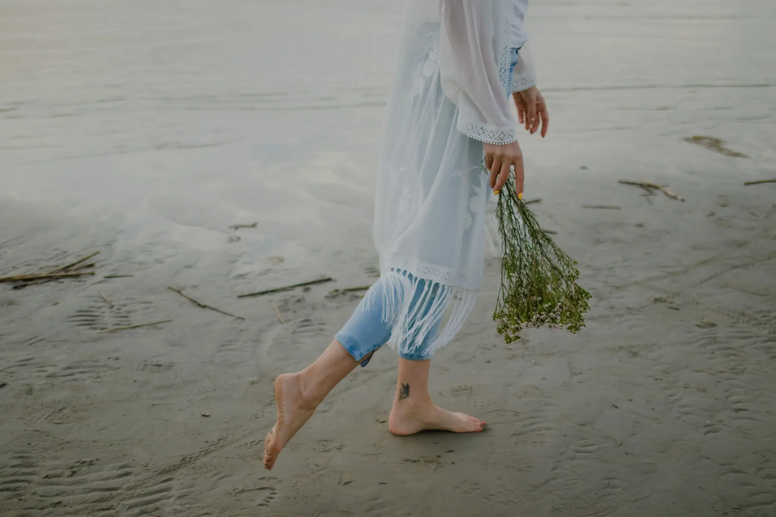 Feeling feet on the ground as a somatic grounding practice for trauma healing