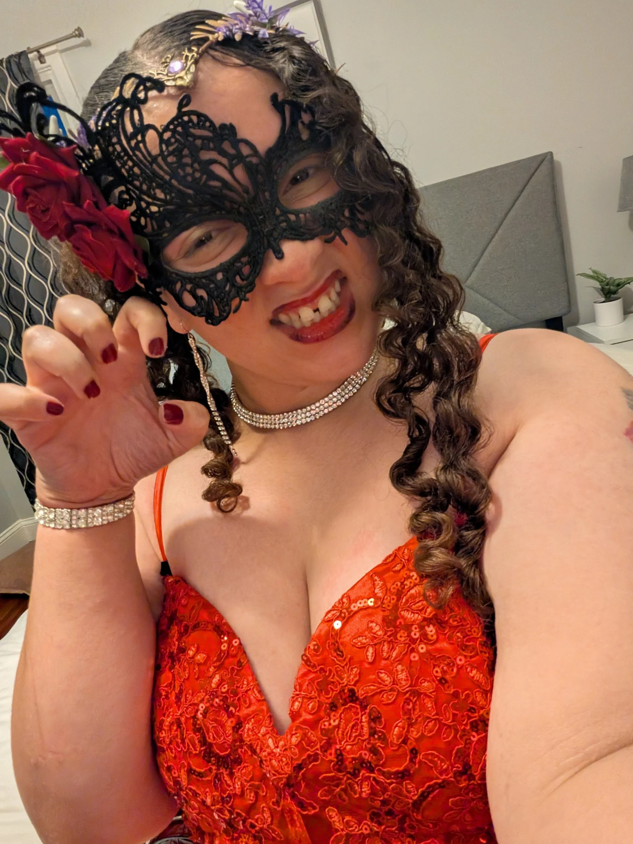 Author Maria Levato prior to the Starfall Masquerade at Once Upon a Con