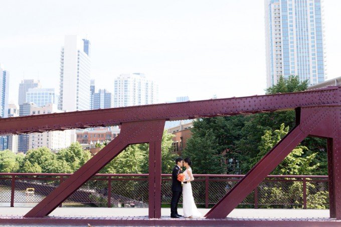 20.-Room-1520-Wedding.-Sweetchic-Events.-Studio-Finch.-Kinzie-Street-Bridge.-Urban.-Industrial-Chicago-680x453.jpg