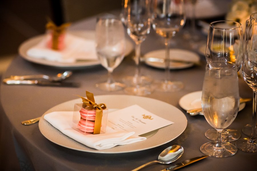 25.-Langham-Chicago-Wedding.-Steve-Koo-Photography.-Sweetchic-Events.-Grey-Linens.-Pink.-Blush.-Strawberry-Champagne-Macarons.-Vanille..jpg