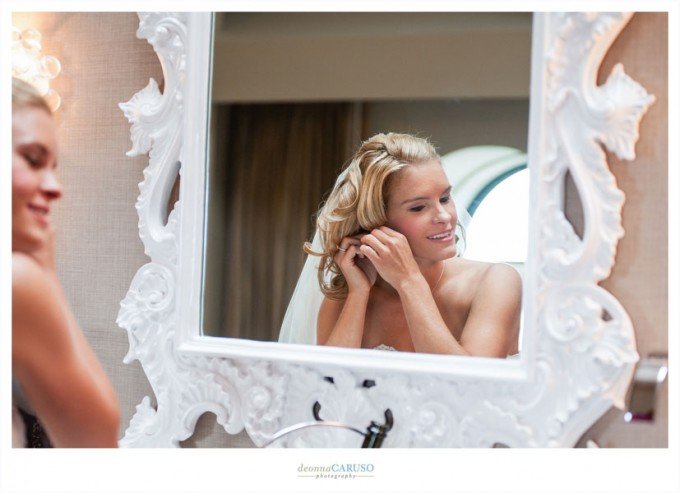 3.-Blackstone-Hotel-Wedding.-Deonna-Caruso-Photography.-Sweetchic-Events.-Bride-getting-ready-in-front-of-mirror.-680x493.jpg
