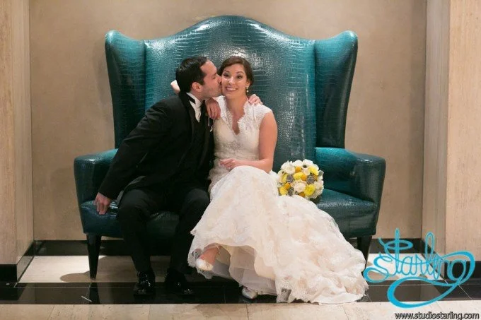 10-.-U-of-C-Hutchinson-Commons-Wedding.-Studio-Starling.-Sweetchic-Events.-Palmer-House-Lobby.-Bride-and-Groom.-680x453.jpg