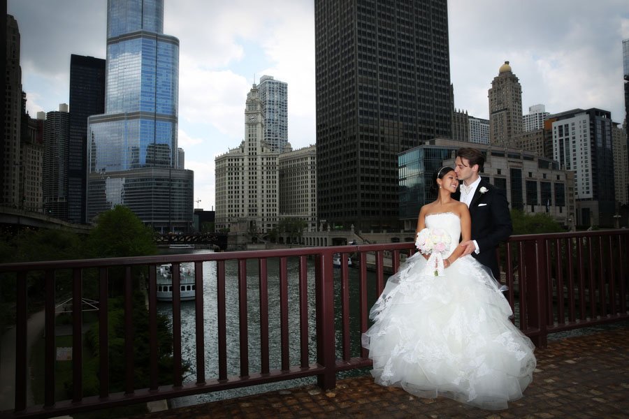 28-Germania-Place-Wedding.-Kenny-Kim-Photography.-Sweetchic-Events.-Bride-and-Groom.-Kinzie-Street-Bridge.-Urban-Chicago-Wedding-Photos..jpg