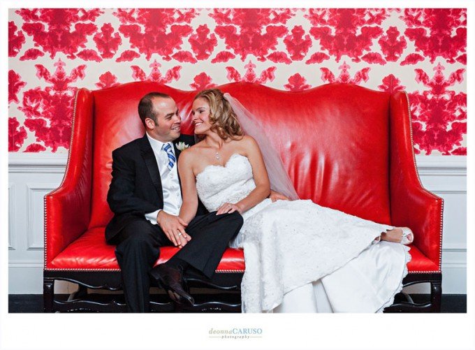 7.-Blackstone-Hotel-Wedding.-Deonna-Caruso-Photography.-Sweetchic-Events.-680x501.jpg