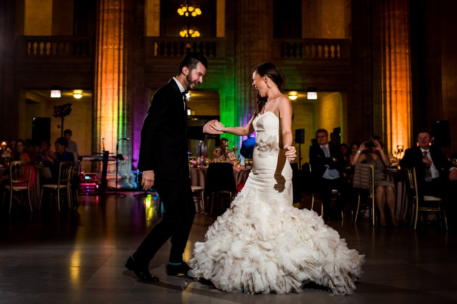 40.-Union-Station-Wedding.-Steve-Koo-Photography.-Sweetchic-Events.-Flower-Firm.-First-Dance..jpg